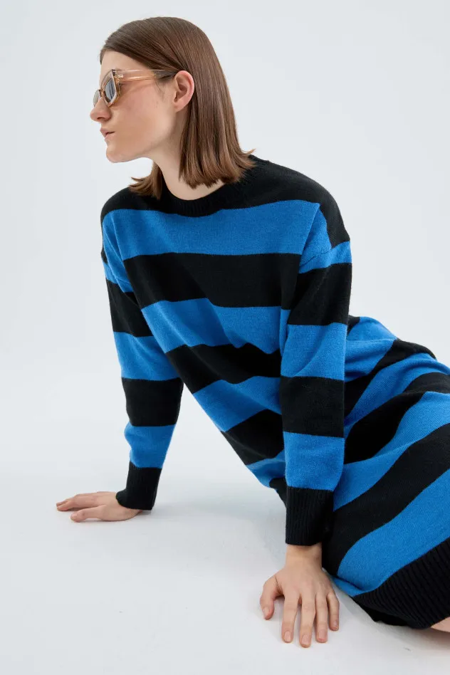 Compania Fantastica – Blue Striped Knit Midi Dress