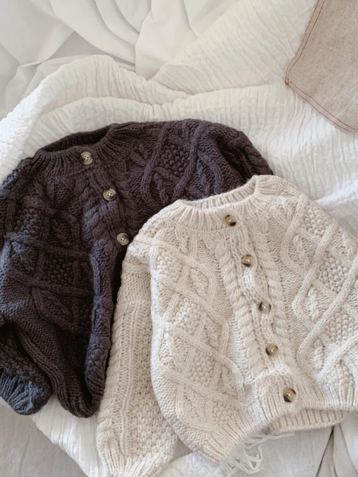 Cozy Fashion Statement Cable Knit Cardigan