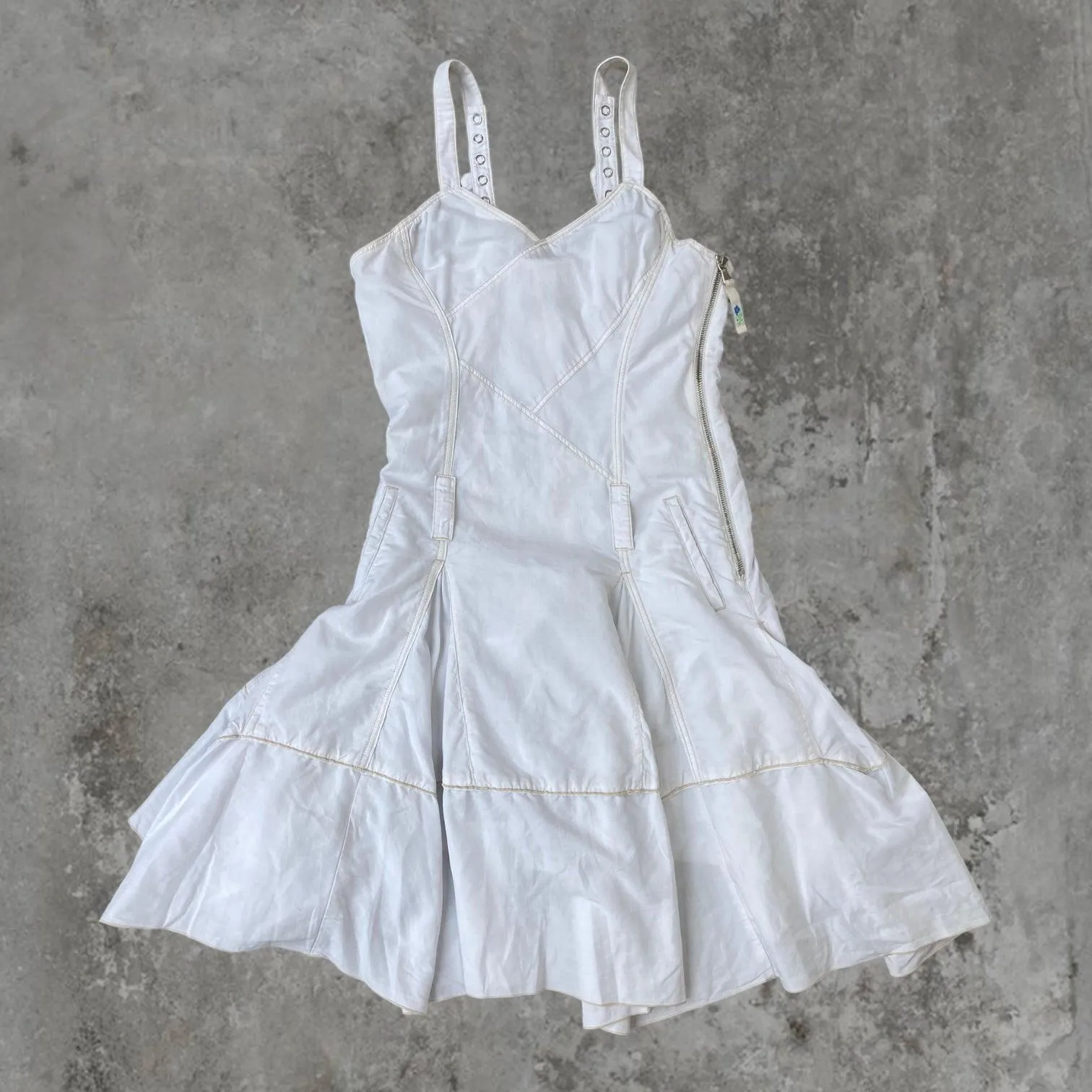 MARITHE FRANCOIS GIRBAUD MFG WHITE DRESS - M