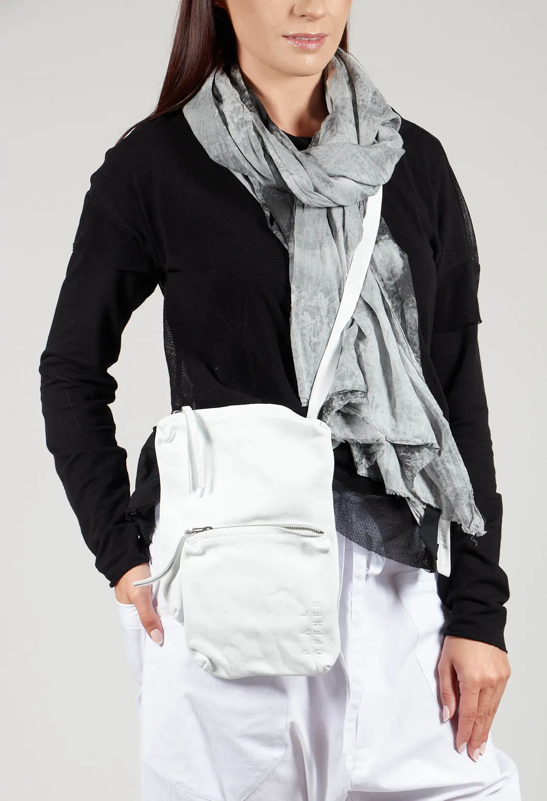 Twin Pocket Bag in White