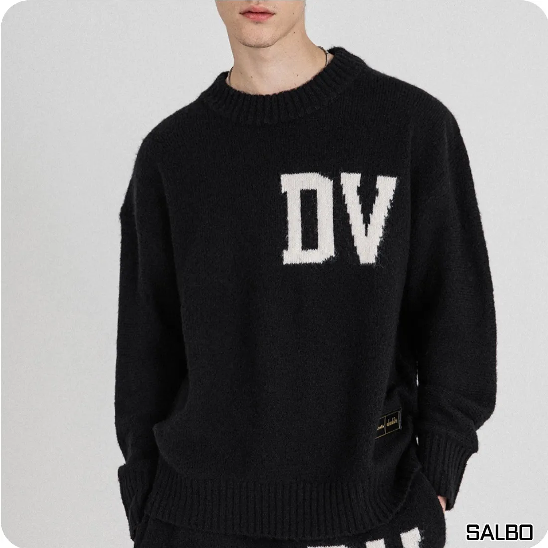 vivastudio  |Crew Neck Street Style Long Sleeves Logo Sweaters